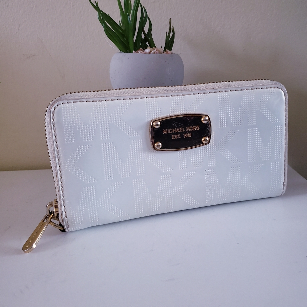 MK White Continental Mirror Patent Leather Wallet